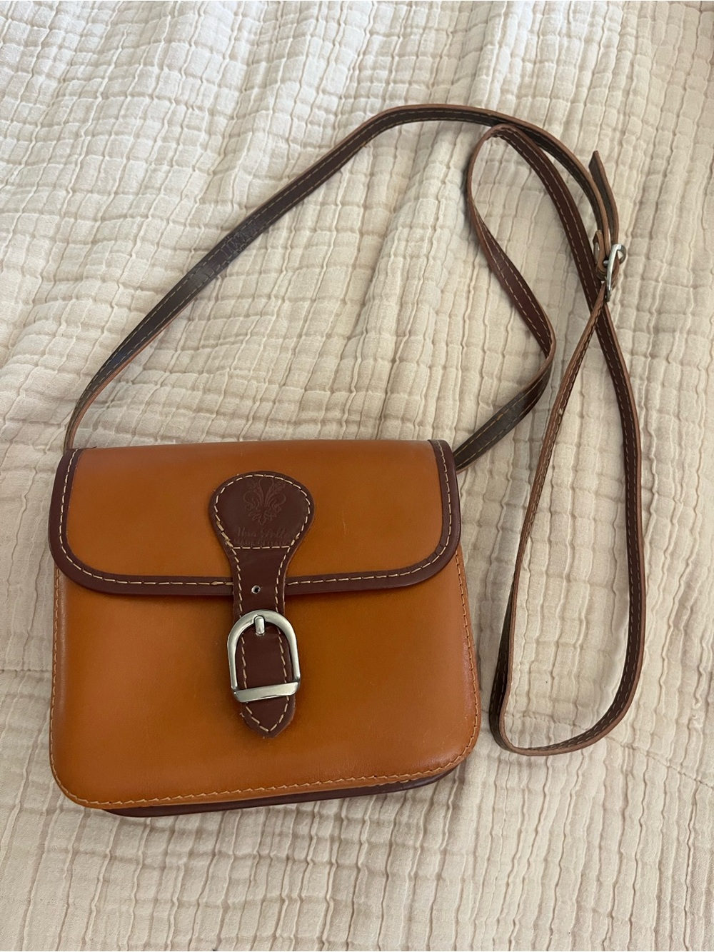 Vera Pelle Leather Crossbody Bag with Buckle - Brown/Tan